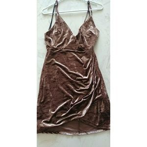 Forever 21 cream velvet bodycon Mini